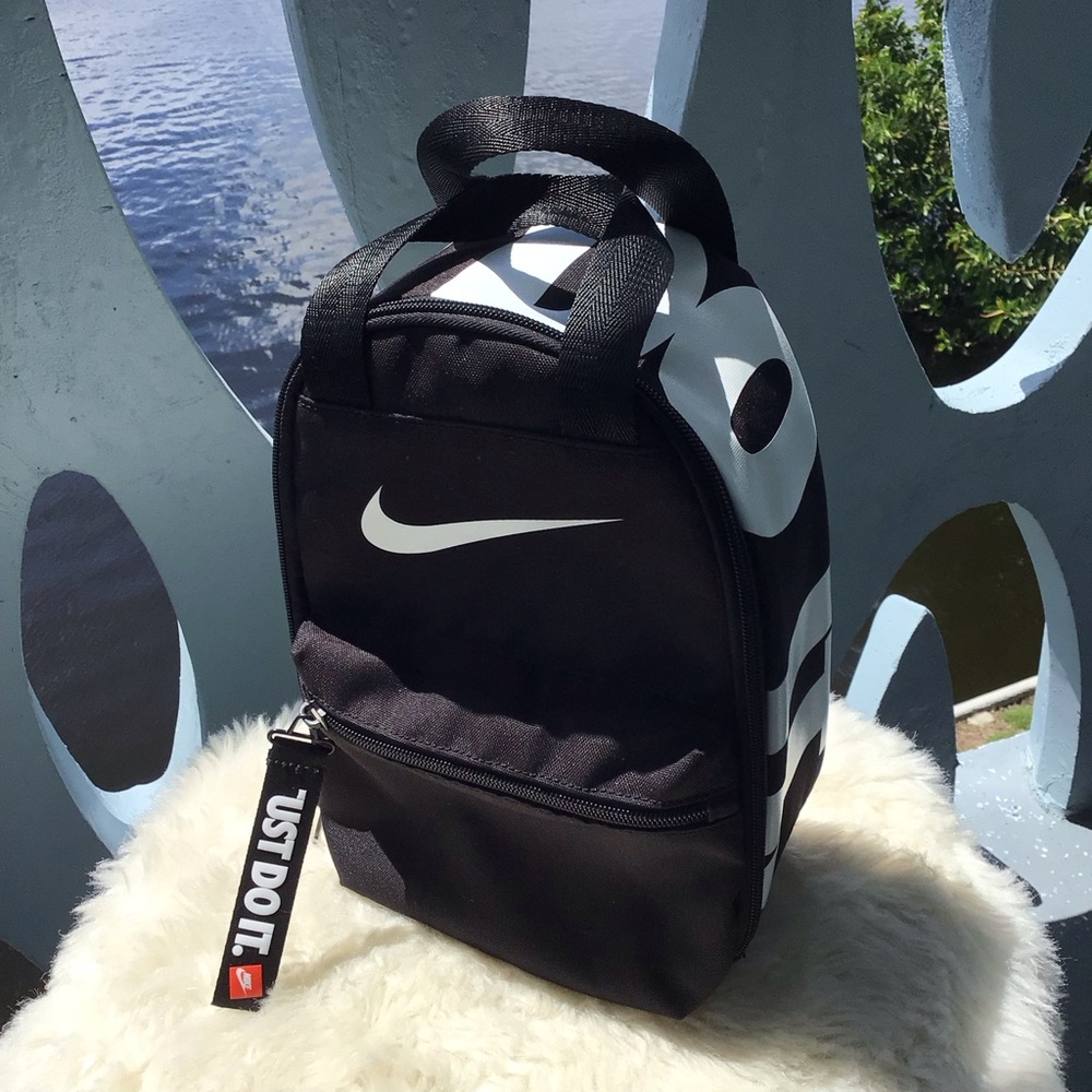 Nike Just Do It Fuel Pack Lunch Bag or Box Zip Closure